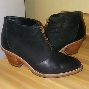 *FINAL PRICE* Poppy Barley Leather Ankle Boots (Sz. 6B)